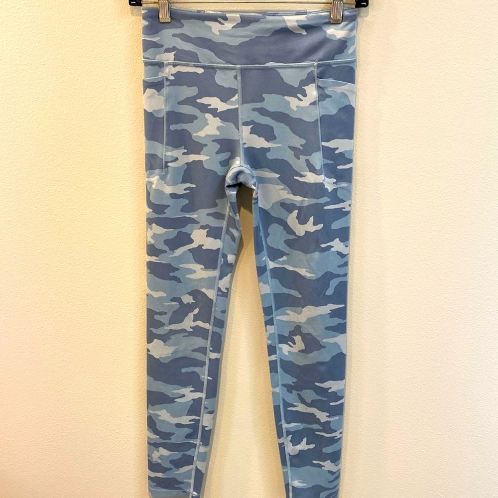 Athleta G!rl grey tone camouflage leggings 14